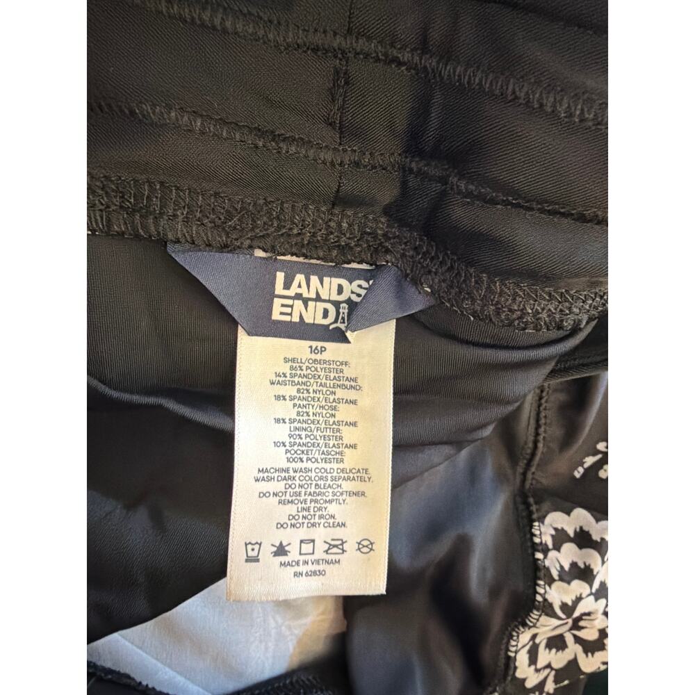 New lands end swim shorts black floral size 16p - Picture 3 of 4
